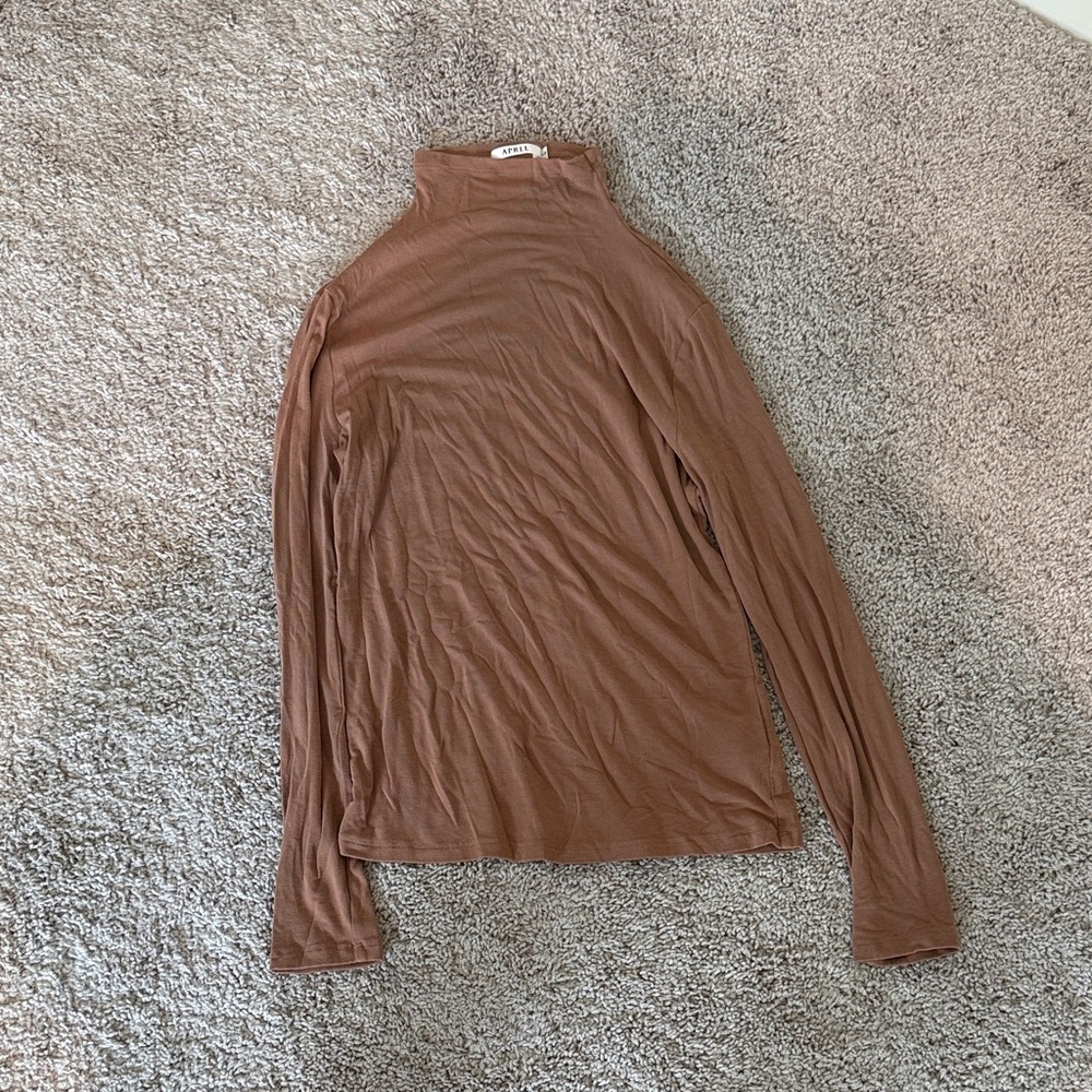 Aritzia Brown Long-Sleeve Mock Neck Tee